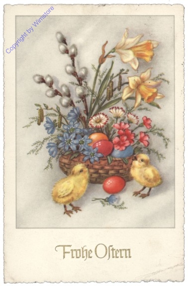 Kücken mit Ostergesteck