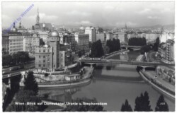 Wien 1, Blick auf Donaukanal, Urania u. Stephansdom