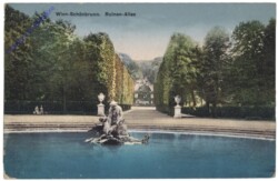 Wien 13, Schönbrunn, Ruinen-Allee