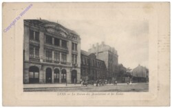 Lens, La Maison des Aussociations et les Ecoles
