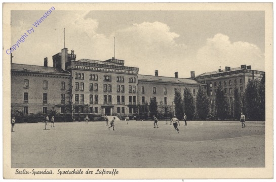 ak141000 Berlin, Spandau, Sportschule der Luftwaffe