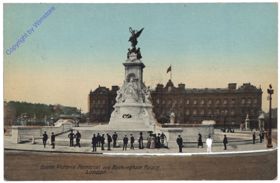London, Queen Victoria Memorial and Buckingham Palace