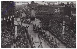 London, The Royal Progress, At St. GEorges Circus