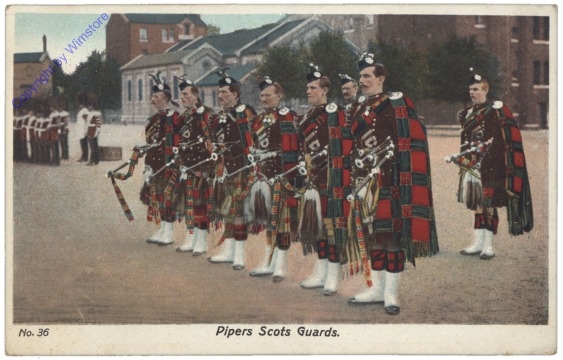 London, Pipers Scots Guards