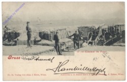 15 cm-Kanonen im Feuer