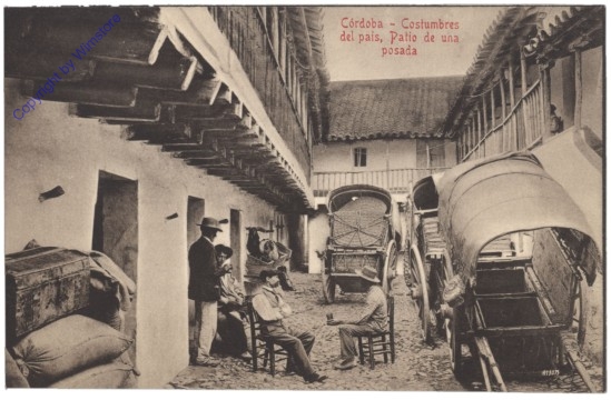 Cordoba, Costumbres del pais, Patio de una posada