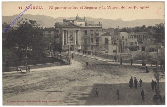Murcia, El puente sobre el Segura y la Virgen de los Peligros