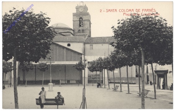 Santa Coloma de Farnes, Plaza de la Constitucion
