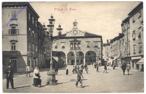 ak147656 Pula (Pola), Foro