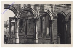 Split, Peristil