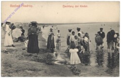 Miedzyzdroje (Misdroy), Ostseebad, Fischfang der Kinder