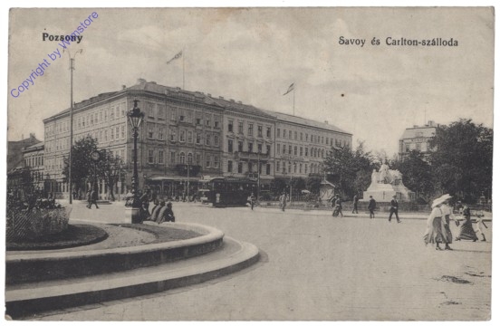 Bratislava, Savoy es Carlton-szalloda