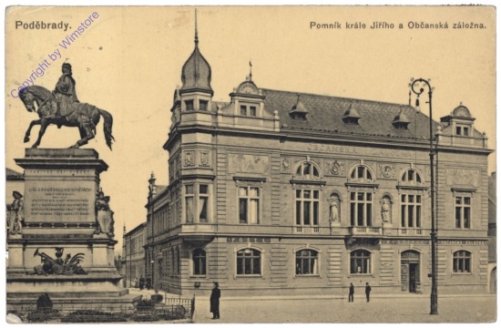 Podebrady, Pomnik krale Jiriho a Obcanska zalozna