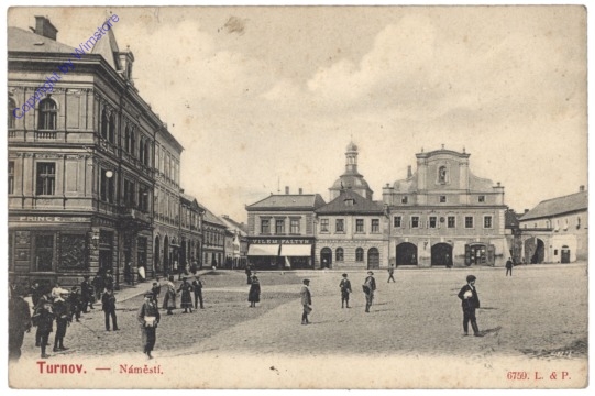 Turnov (Turnau), Namesti