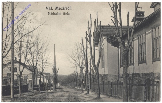 Valtice (Feldsberg), Nadrazni trida