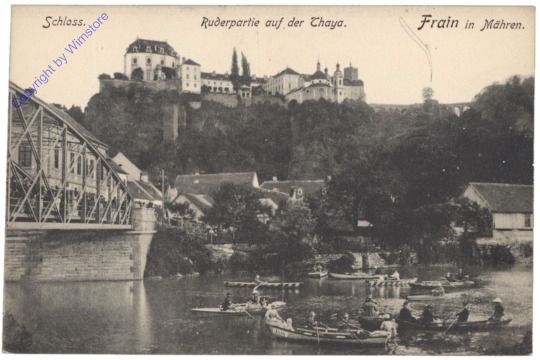 Vranov nad Dyji (Frain), Schloss, Ruderpartie auf der Thaya