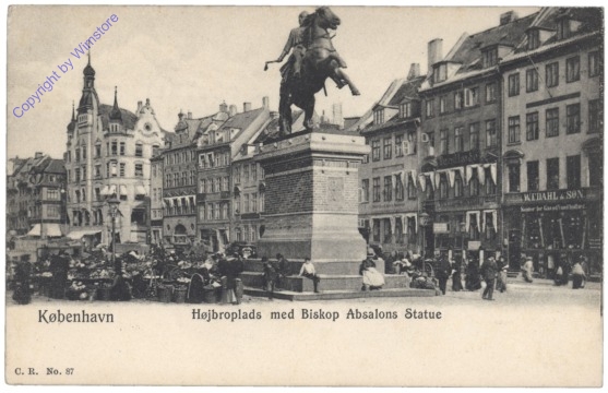 Kopenhagen, Hojbroplads med Biskop Absalons Statue