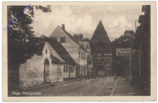 Stege, Molleporten