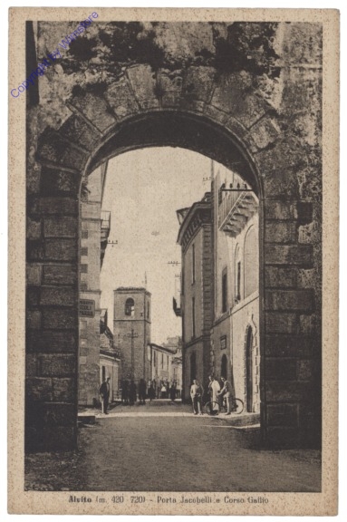 Alvito, Porta Jacobelli a Corso Gallio