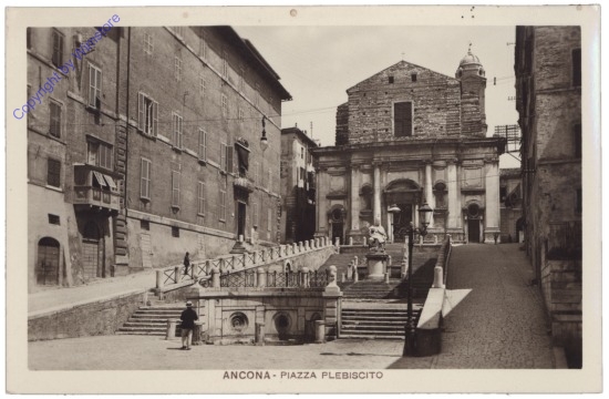 Ancona, Piazza Plebiscito