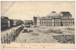 ak153260 Bari, Via Cavour e Politeama Petruzzelli