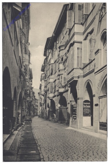 ak153329 Bolzano (Bozen), Laubengasse