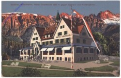 Bolzano (Bozen), Rittenbahn: Hotel Oberbozen gegen Schlern und Rosengarten