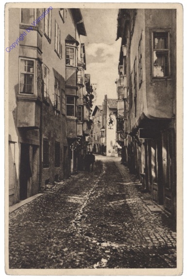 Klausen, Strassenpartie