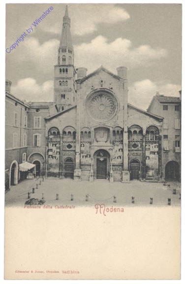 Modena, Facciata della Cattedrale