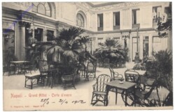 Napoli, Grand Hotel, Corte d'onore