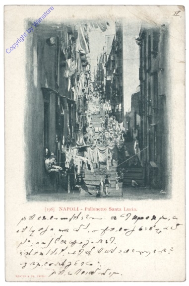 Napoli, Pallonetto Santa Lucia