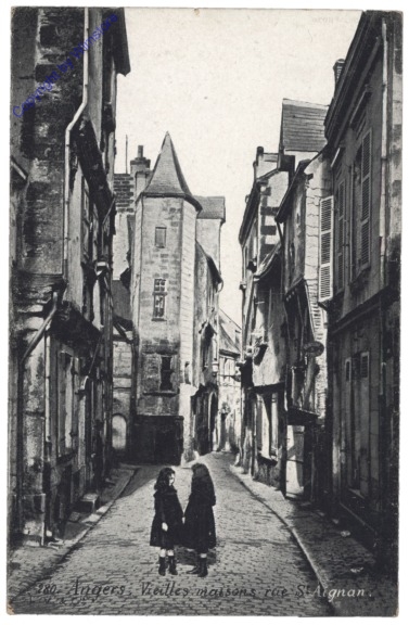 Angers, Vieilles maisons rue S. Aignan