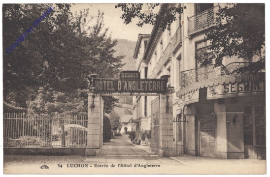 ak155040 Bagneres-de-Luchon, Entree de l'Hotel d'Angleterre