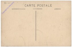 Bordeaux, Le Quai de Bourgogne en arriere plan St-Michel