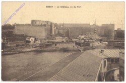 Brest, La Chateau, vu du Port