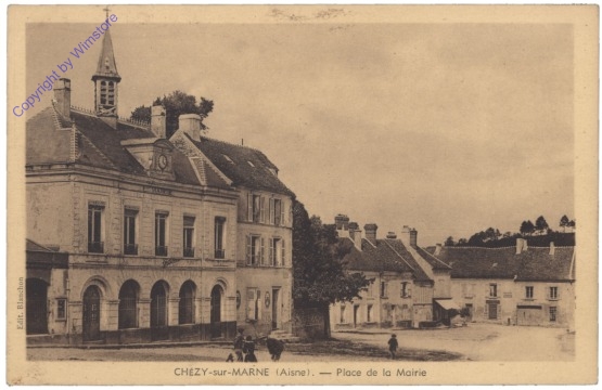 Chezy-sur-Marne, Place de la Mairie