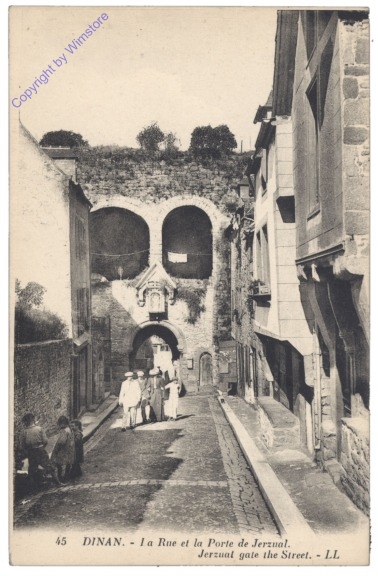 ak155361 Dinan, La Rue et la Porte de Jerzual