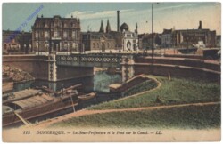 Dunkerque (Dunkirchen), La Sous-Prefecture et le Pont sur le Canal