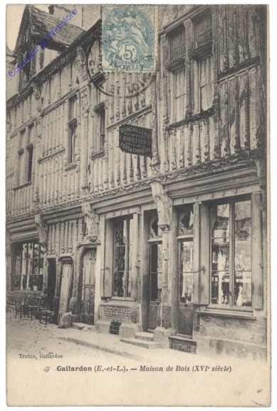 Gallardon, Maison de Bois