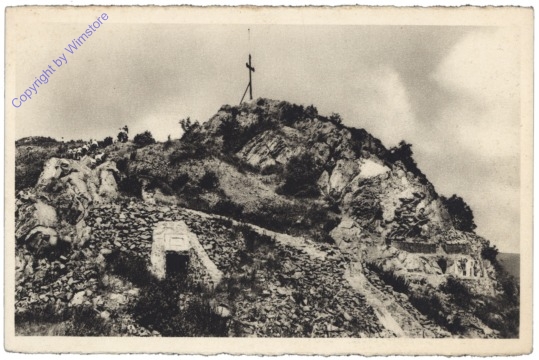 ak155450 Hartmannswiller, Abris et Monument