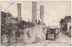 Nimes, Les Trois Piliers Romains