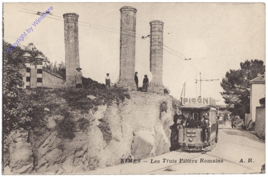 Nimes, Les Trois Piliers Romains