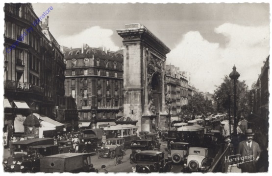 Paris, Les Grands Boulevards, La Porte St-Denis
