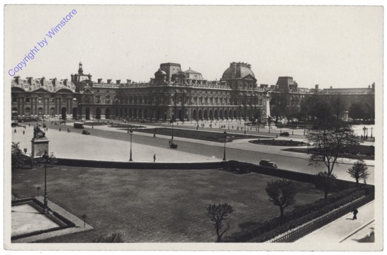 Paris, Louvre