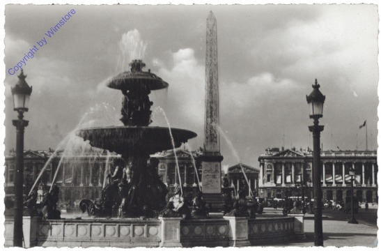 Paris, Place de la Concorde, fontaine