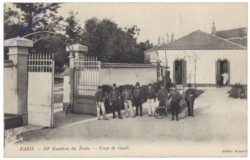 ak156261 Paris, Escradon du Train, Corps de Garde