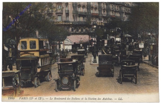 ak156381 Paris, Le Boulevard des Italiens