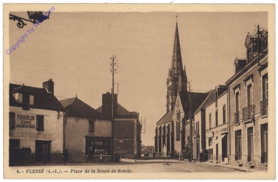 ak156526 Plesse, Place de la Route de Ronde