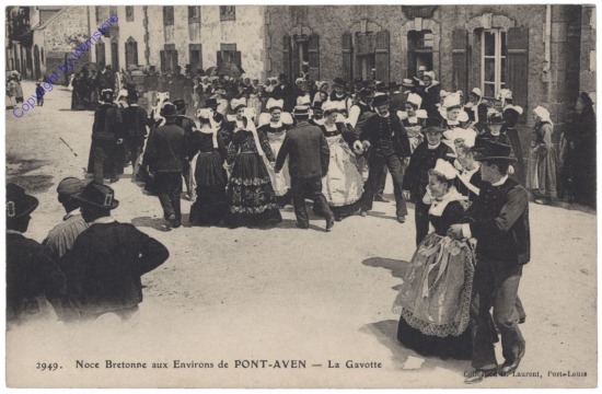 ak156533 Pont-Aven, La Gavotte