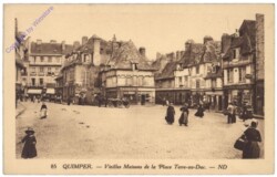 Quimper, Vieilles Maisons de la Place Terre-au-Duc